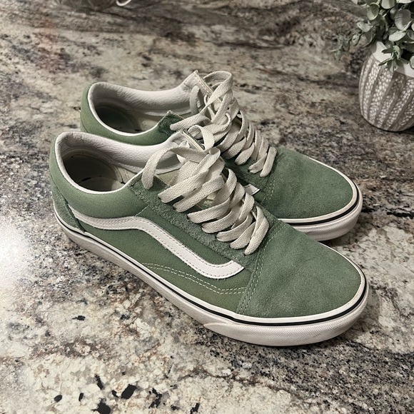 Vans Shoes - Vans Old Skool sneakers